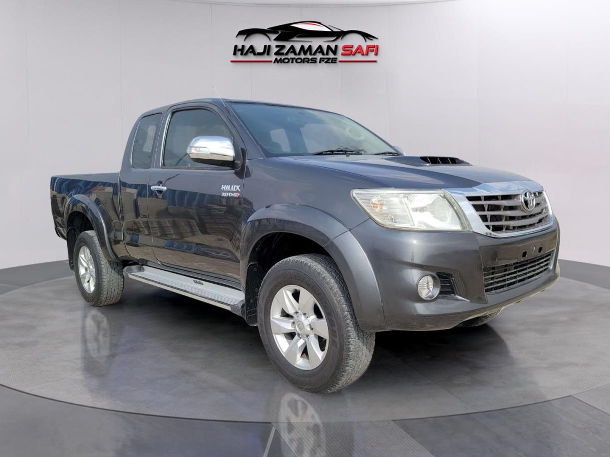 TOYOTA HILUX 2015 | Haji Zaman Safi Motors Dubai