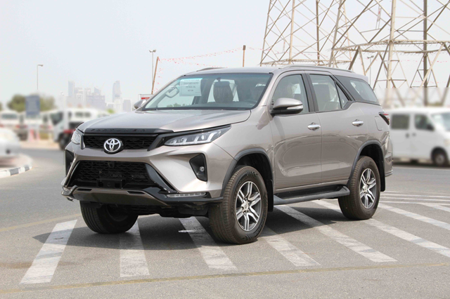 USED TOYOTA FORTUNER 2016 2.8-LITER FOUR-CYLINDER 1GD-FTV with 16 valves RHD RIGHT HAND DRIVE USED CAR FOR SALE AFRICA SUV SHIFT WAGON HAJI ZAMAN SAFI MOTORS