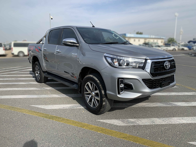 USED TOYOTA HILUX 2017 HILUX 1GD GD6 DIESEL ENGINE 24VOLT RHD RIGHT HAND DRIVE USED CAR FOR SALE USED CAR USE CARS AFRICA V4 PICKUP DOUBLE CABIN HAJI ZAMAN SAFI MOTORS